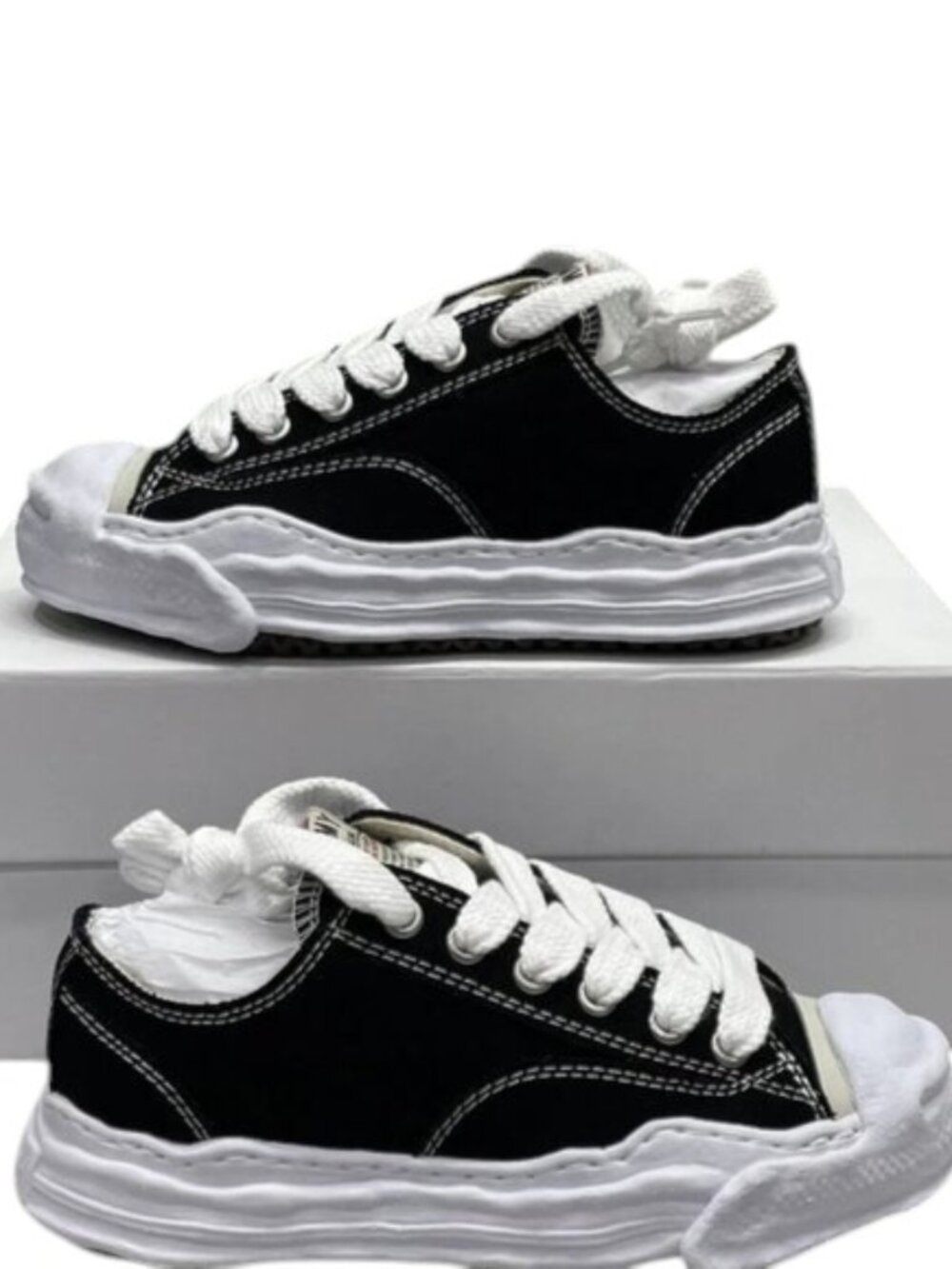 MAISON MIHARA YASUHIRO Men's US 6 Hank OG Sole Canvas Low Top Sneaker Black